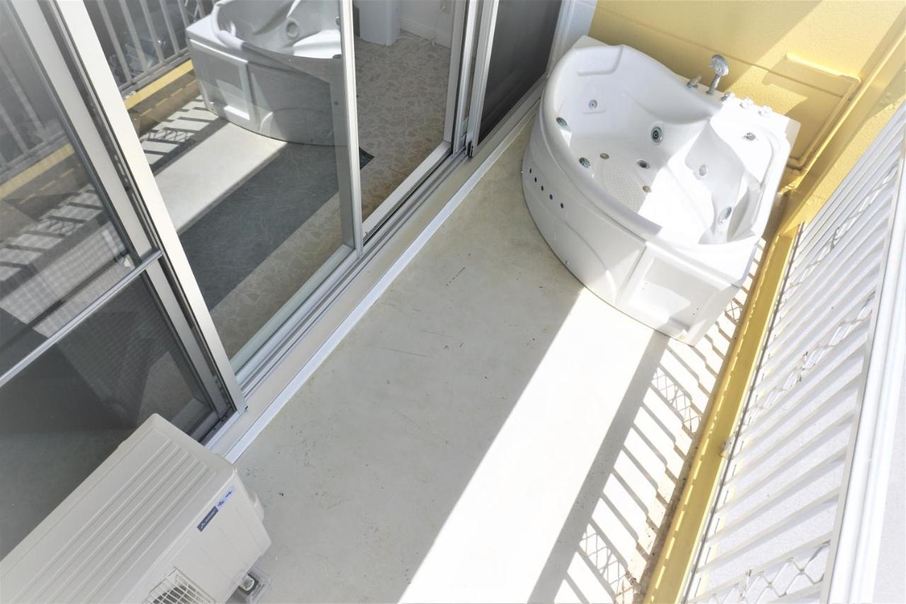 Hotel Okinawa Ocean Front Chatan Exterior foto