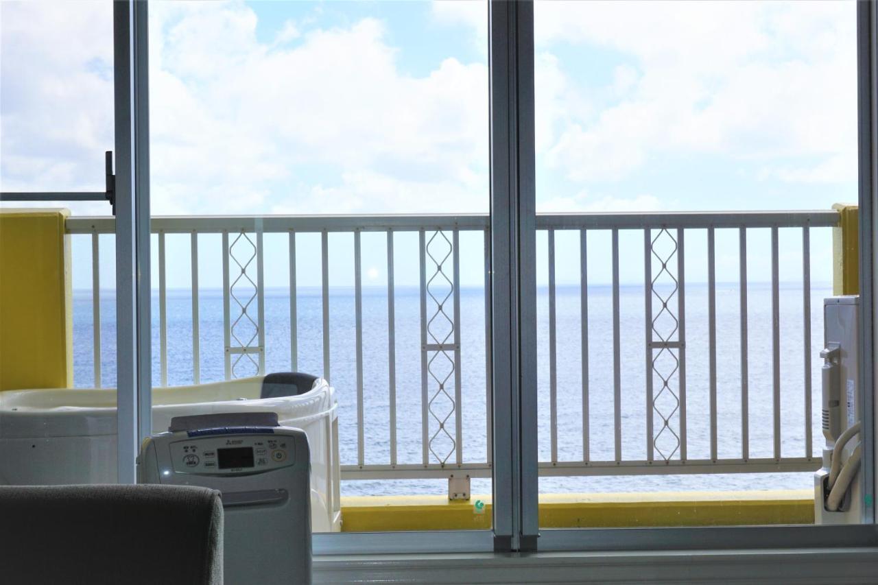 Hotel Okinawa Ocean Front Chatan Exterior foto