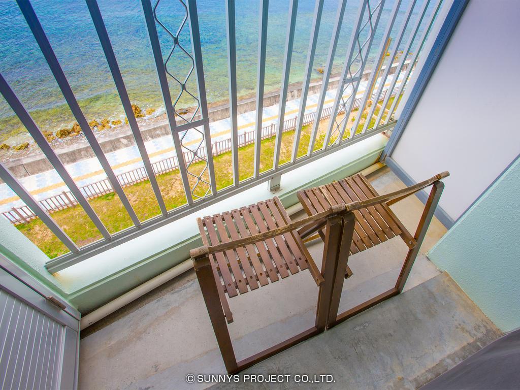 Hotel Okinawa Ocean Front Chatan Exterior foto