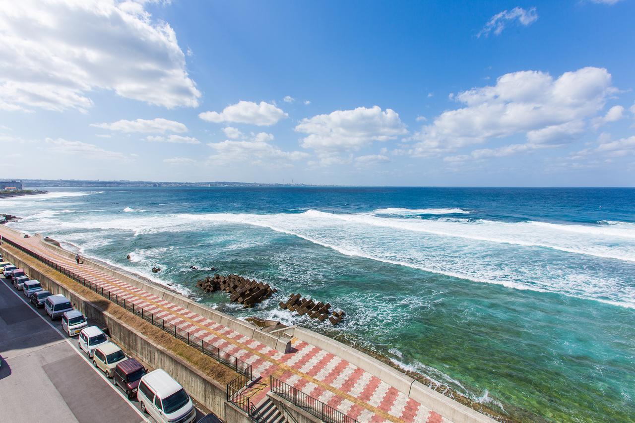 Hotel Okinawa Ocean Front Chatan Exterior foto